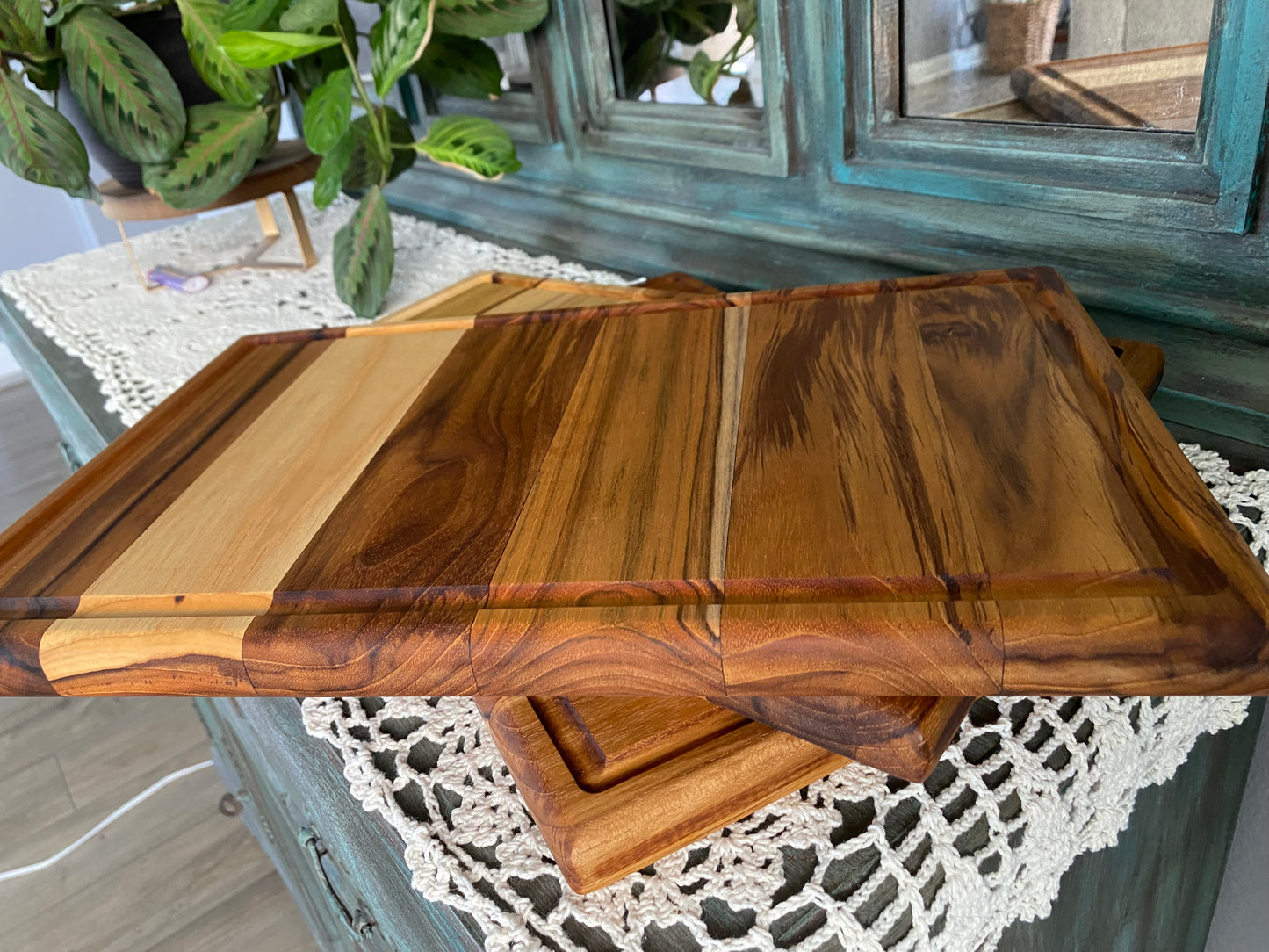 Teak Cutting Board 10x16x1